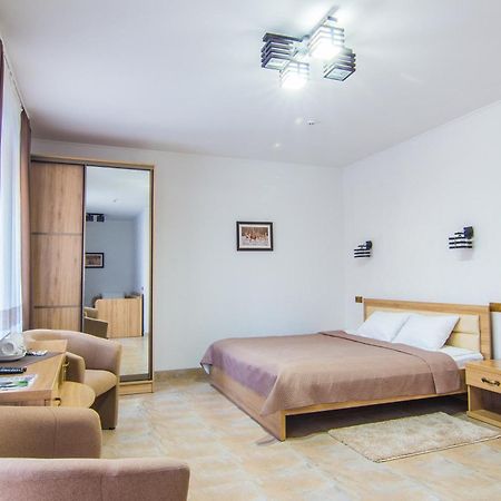 Мисливець В Комплексі "Сокіл" Hotel Susk Bagian luar foto