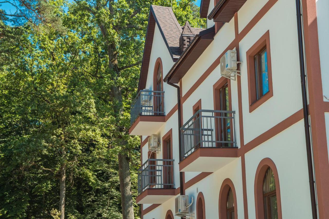 Мисливець В Комплексі "Сокіл" Hotel Susk Bagian luar foto