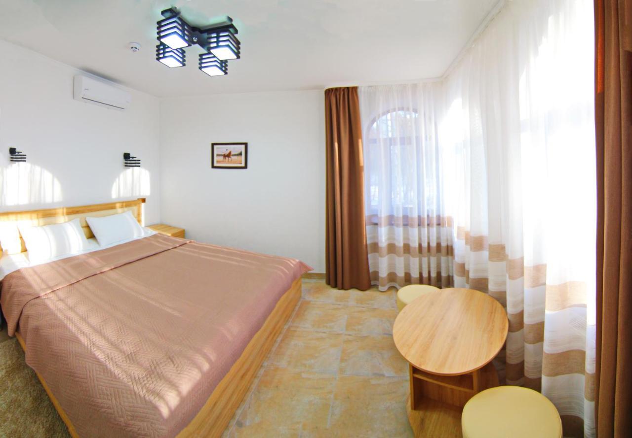 Мисливець В Комплексі "Сокіл" Hotel Susk Bagian luar foto