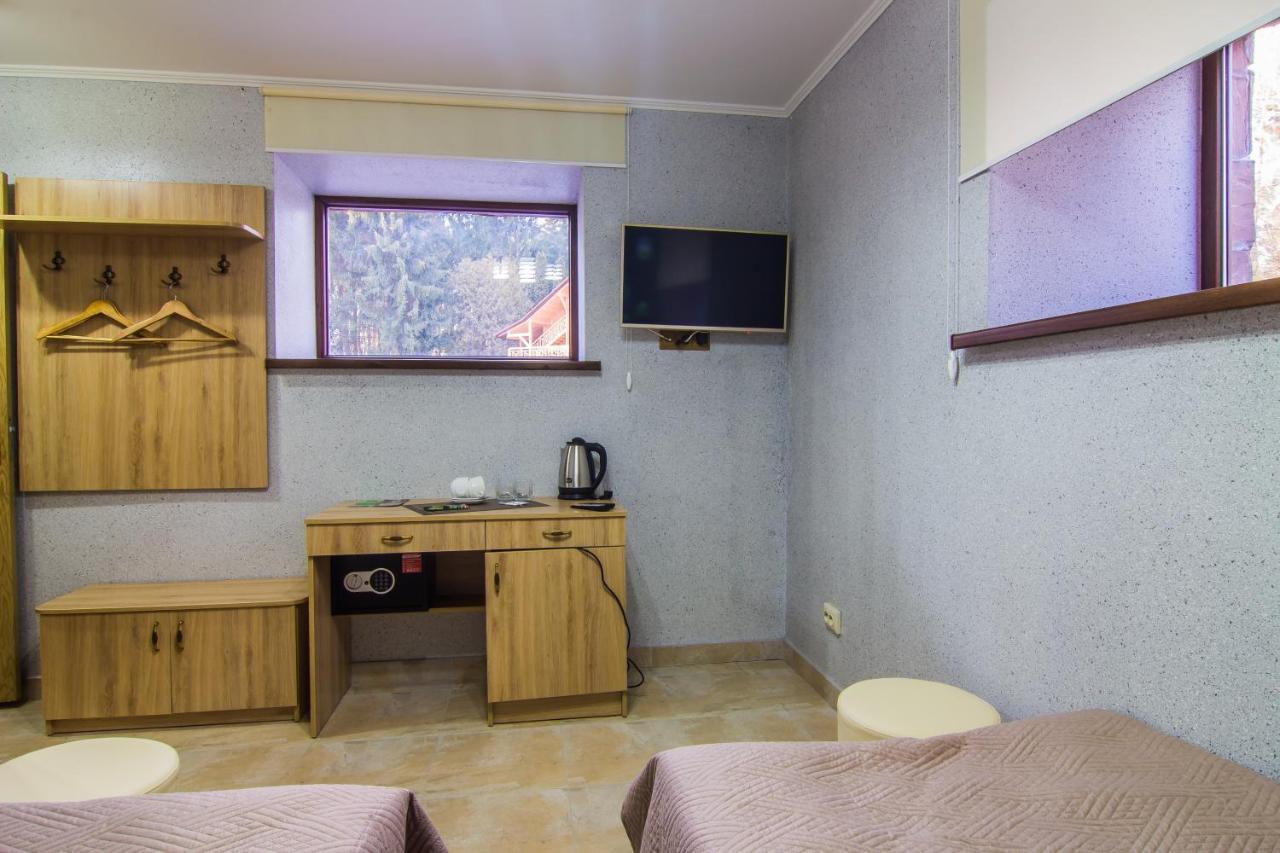 Мисливець В Комплексі "Сокіл" Hotel Susk Bagian luar foto
