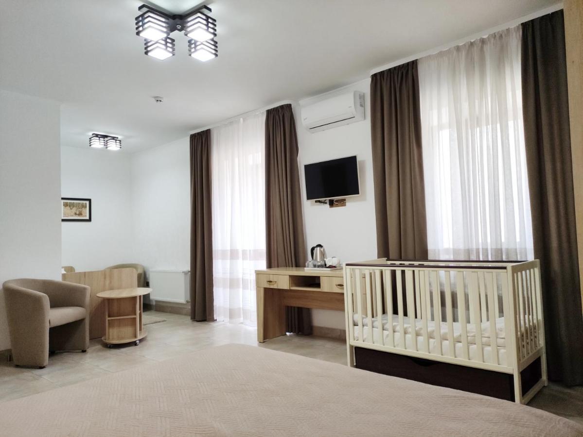 Мисливець В Комплексі "Сокіл" Hotel Susk Bagian luar foto