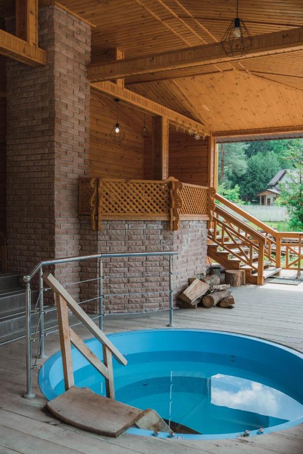 Мисливець В Комплексі "Сокіл" Hotel Susk Bagian luar foto