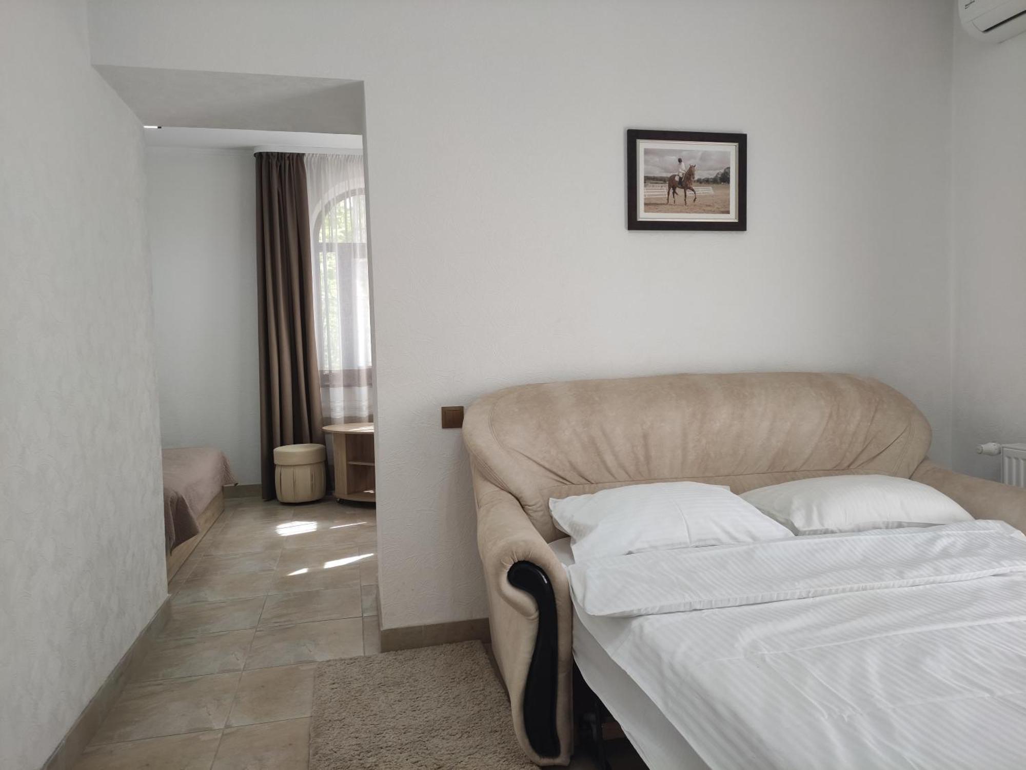 Мисливець В Комплексі "Сокіл" Hotel Susk Bagian luar foto